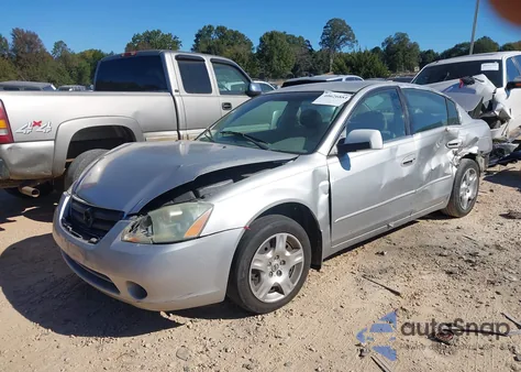 2004 Nissan Altima 2.5 S from USA, damaged, VIN 1N4AL11D64C112606